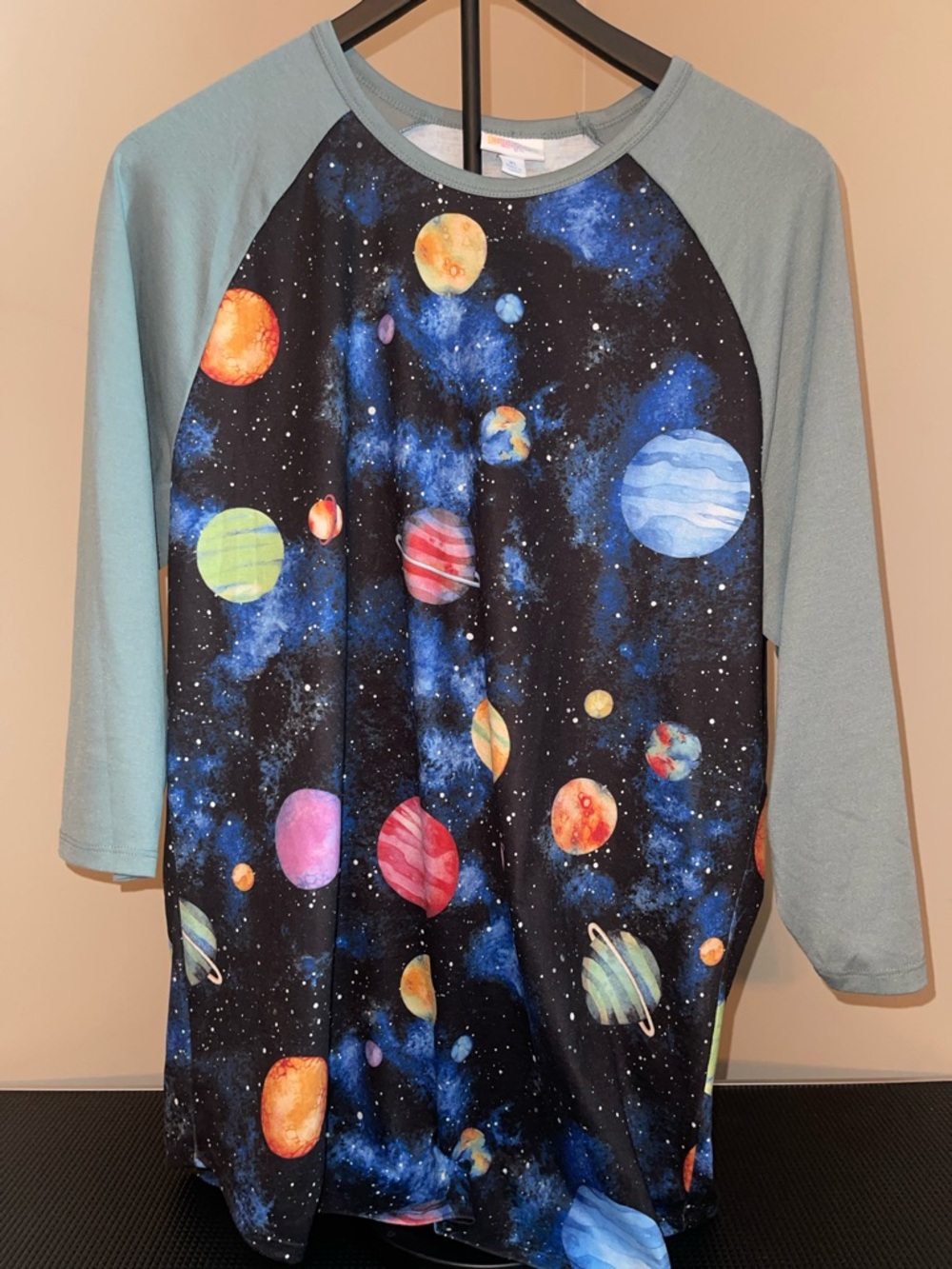 Women’s Lula Roe Space Planet Raglan Top Sleeves XL